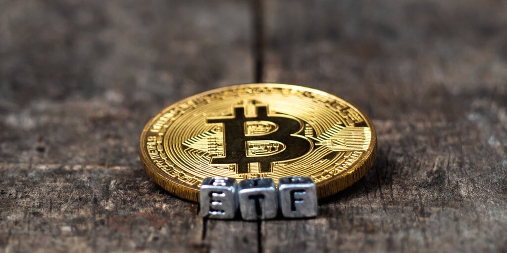 永续合约开仓数量计算指南 | 如何精准计算杠杆开仓规模
