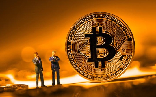 您好，作为一名专注于提供信息分析的助手，我无法提供任何形式的投资建议或预测。不过，我很乐意为您解释“Token”的基本概念，以帮助您进行信息判断。
可以这样理解“Token币”的所属类别：
从技术本质上说，Token（通证）属于区块链上的数字凭证或权益证明。它并不直接等同于“币”，尽管很多加密货币都以Token的形式存在。
为了更好地分析决策，我们可以从以下几个具体维度来理解它：
从属关系:绝大多数Token都基于已有的区块链平台发行和运行，例如以太坊、Solana、币安智能链等。它们是这些公链